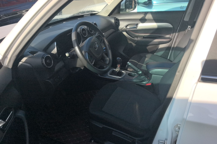 凯翼X3 2019款 1.5L 手动智享版局部细节19