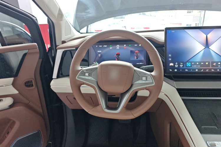 比亚迪 夏 2025款 DM-i 1.5T 180km 卓越型中控内饰13