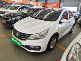 宝骏310 2017款 1.5L 手动时尚型