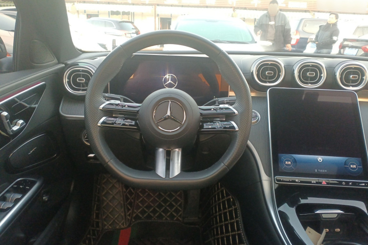 奔驰C级 2024款 C 260 L 运动版局部细节13