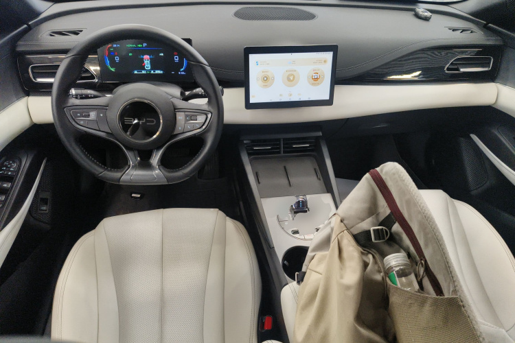 比亚迪 海豹06新能源 2024款 DM-i 80KM豪华型中控内饰12