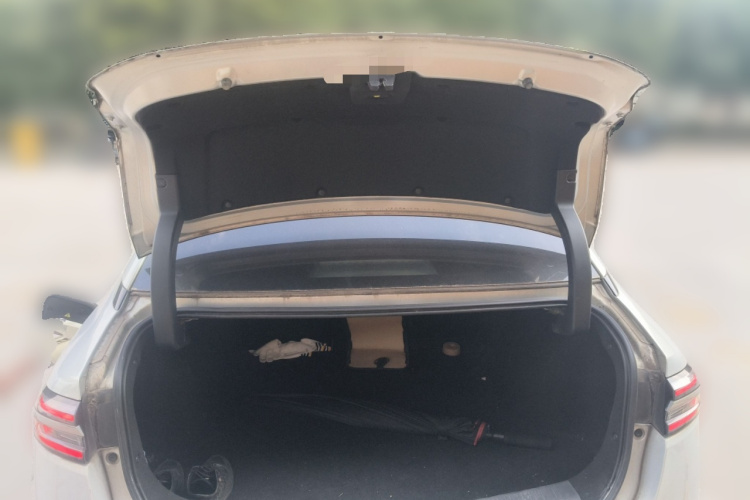 埃安 AION S Plus 2023款 70 乐享版 三元锂局部细节23