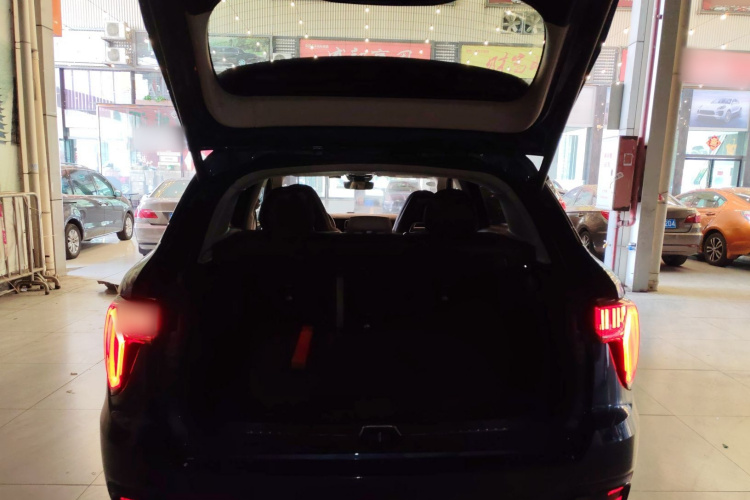 领克01 2017款 2.0T 两驱耀Pro版局部细节23