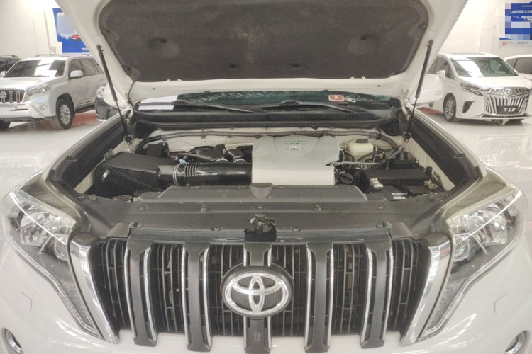丰田 普拉多 2016款 3.5L 自动TX-L机舱底盘24