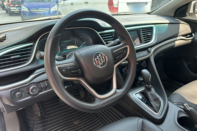 别克 英朗 2021款 改款 典范 1.5L 自动精英型中控内饰7002