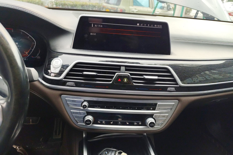 宝马7系 2019款 730Li M运动套装局部细节16