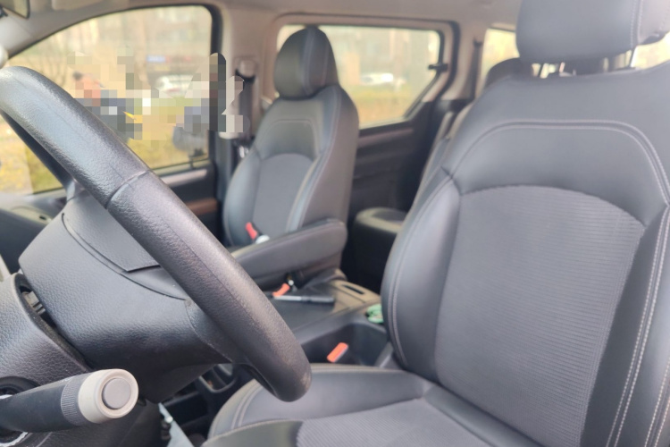 上汽大通MAXUS 大通G10 2018款 PLUS 2.4L 手动精英版中控内饰19