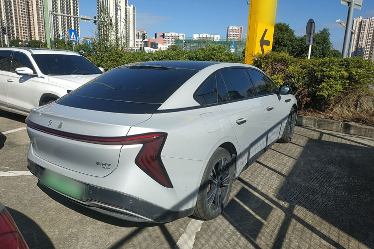 红旗EH7 2024款 690 Pro车身外观7