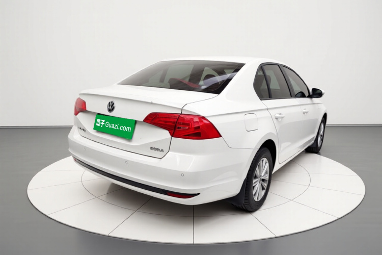 大众 宝来 2018款 1.5L 自动时尚型车身外观7