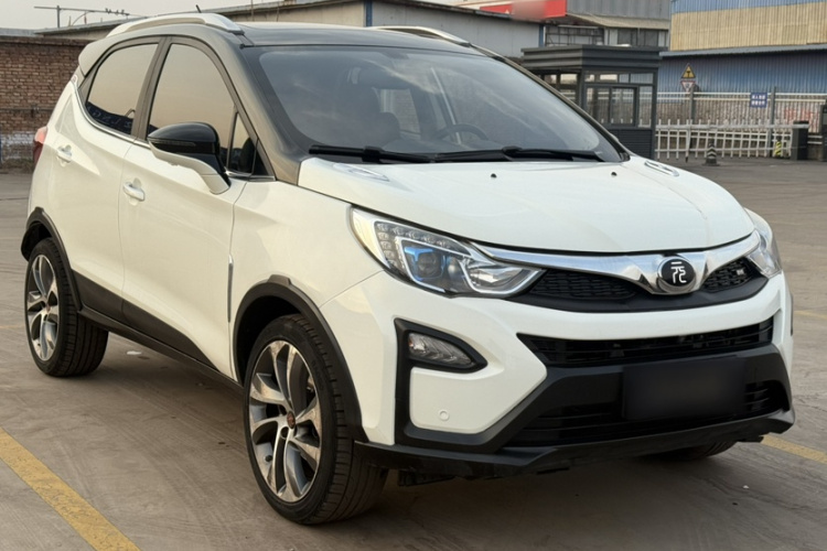 比亚迪 元 2016款 1.5TID 自动旗舰型车身外观6006