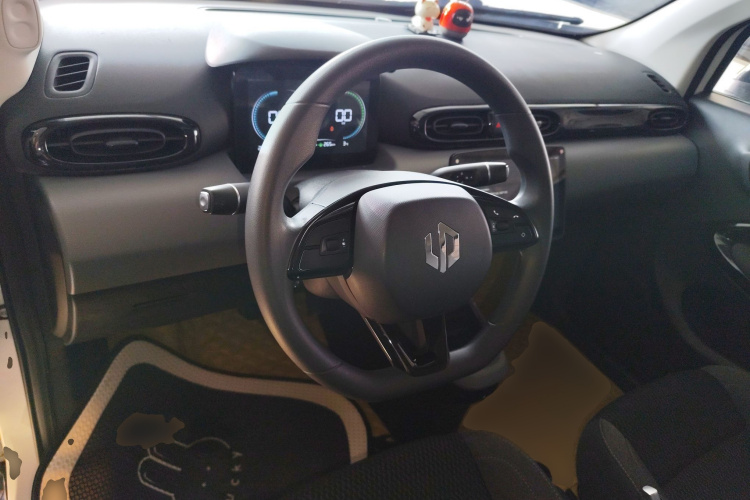 零跑汽车 零跑T03 2020款 400轻享版中控内饰13