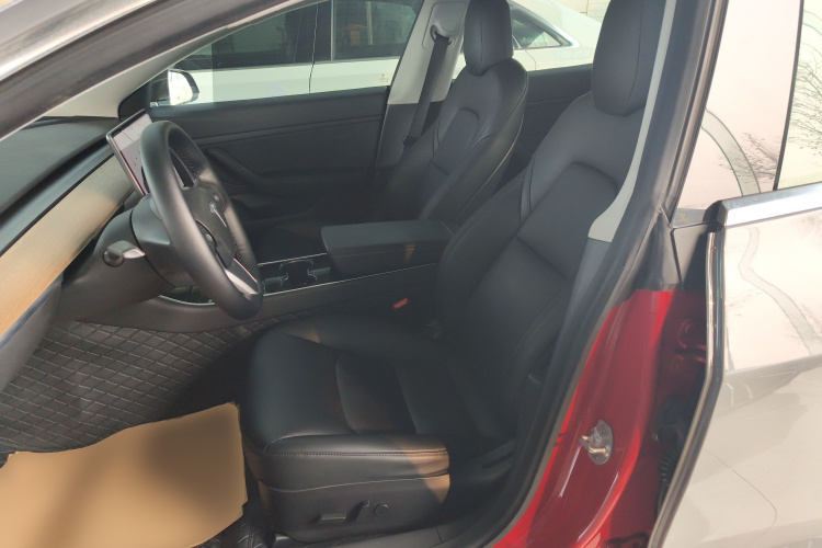 特斯拉 Model 3 2019款 标准续航后驱升级版局部细节19