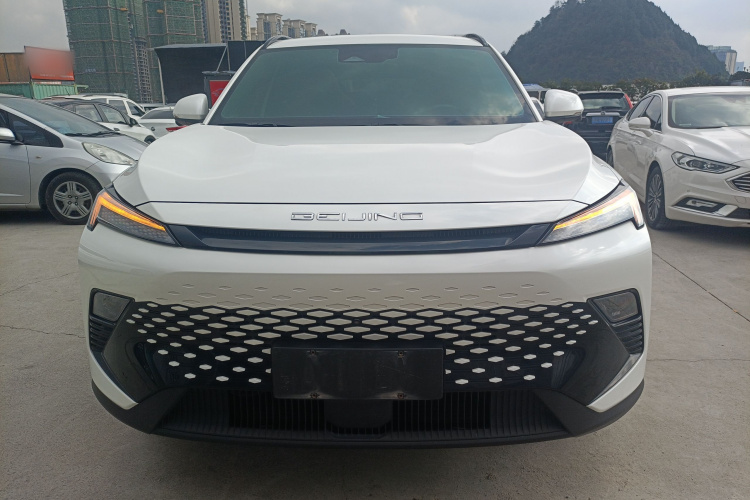 北京汽车 魔方 2022款 1.5T DCT铂金版车身外观6001