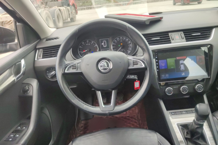 斯柯达 明锐 2017款 1.6L 手动智行版局部细节13