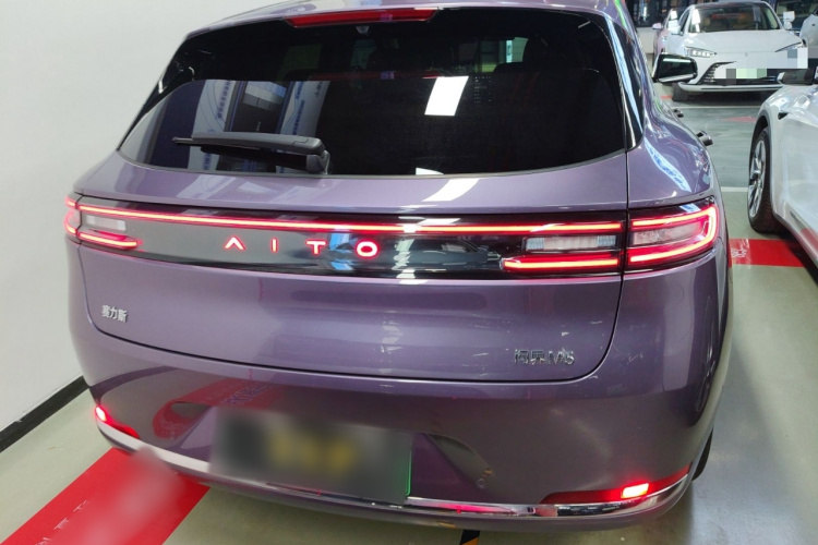 鸿蒙智行 问界M5 2025款 增程 Ultra 后驱版车身外观6004