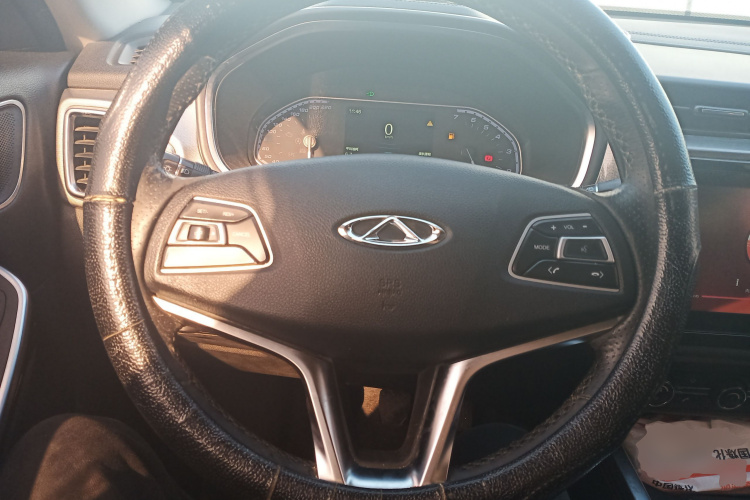 奇瑞 瑞虎5x 2017款 1.5T 手动精英型中控内饰13