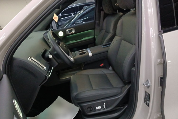 理想汽车 理想L6 2024款 Max中控内饰19