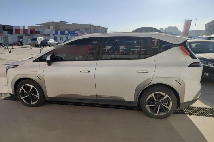 埃安 AION Y 2023款 Younger 星耀版车身外观6003