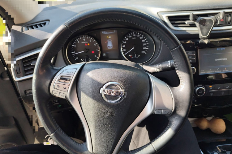 日产 逍客 2017款 2.0L CVT智享版 国V中控内饰13