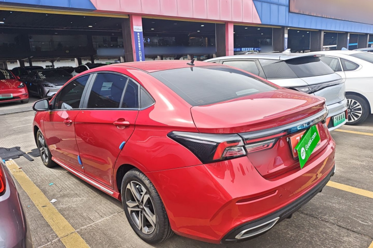 奇瑞 艾瑞泽5 PLUS 2021款 小AI 1.5L CVT享PLUS车身外观6003