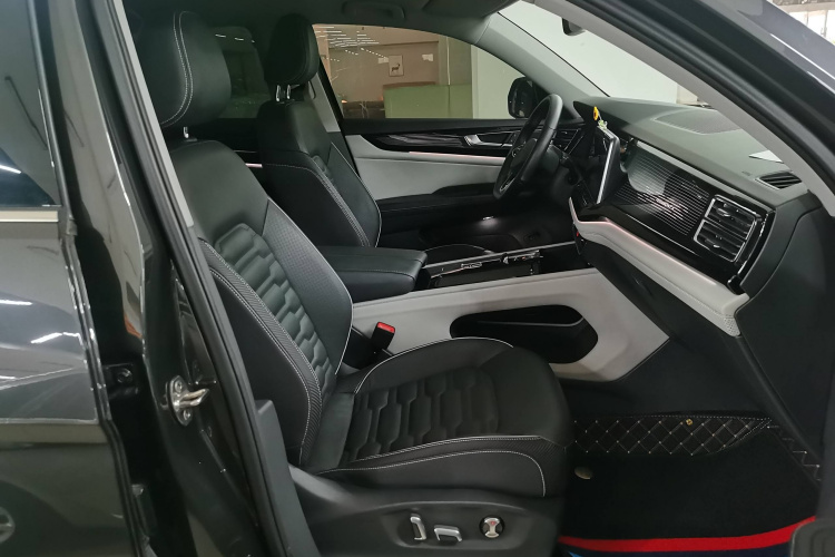 大众 途昂X 2021款 330TSI 两驱尊崇豪华版中控内饰7006