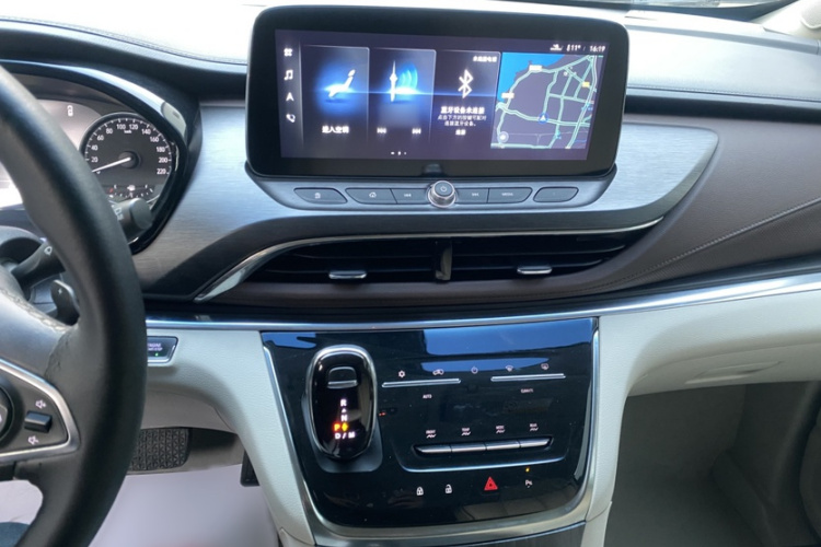 别克GL8 2021款 陆上公务舱 652T 豪华型局部细节16