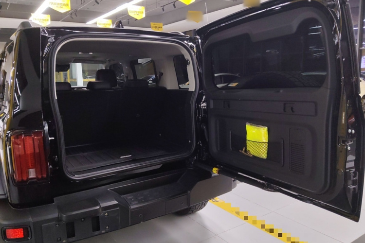 坦克300 2021款 越野版 2.0T 征服者局部细节23