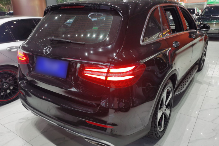 奔驰GLC 2019款 GLC 260 L 4MATIC 豪华型车身外观7