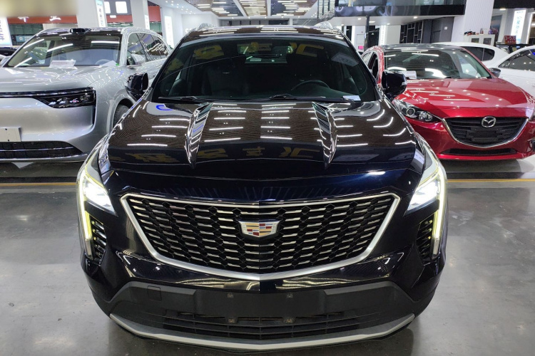 凯迪拉克XT4 2020款 改款 28T 两驱领先型车身外观2