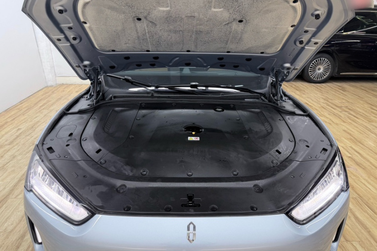 鸿蒙智行 问界M5 2022款 增程四驱旗舰版局部细节24