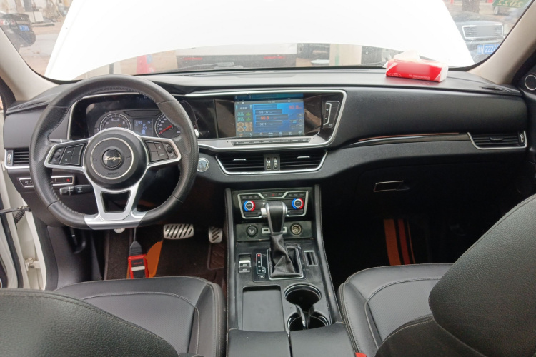 众泰T600 Coupe 2017款 1.5T 自动尊贵型中控内饰7002