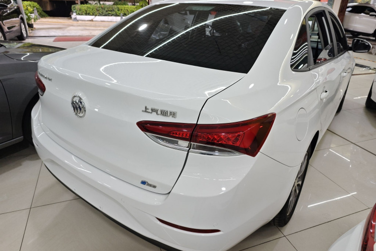 别克 英朗 2021款 改款 1.3T 自动轻混动精英型车身外观7