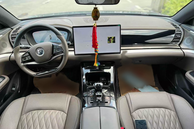 比亚迪 汉 2022款 DM-i 121KM 尊贵型中控内饰7001