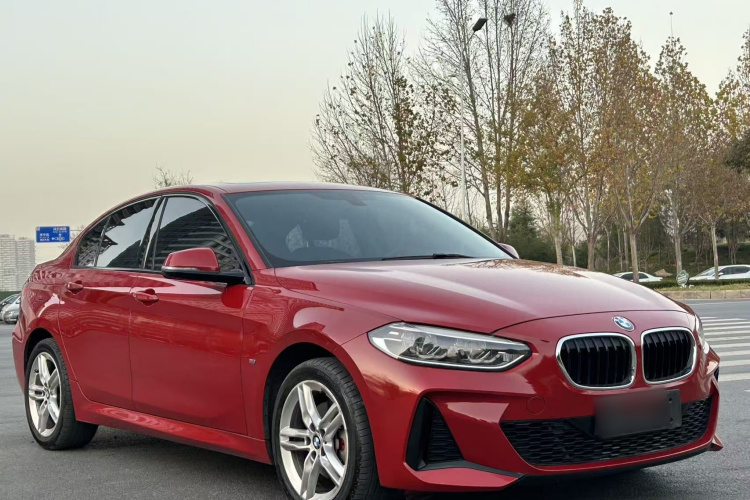 宝马1系 2020款 120i M运动套装车身外观6002