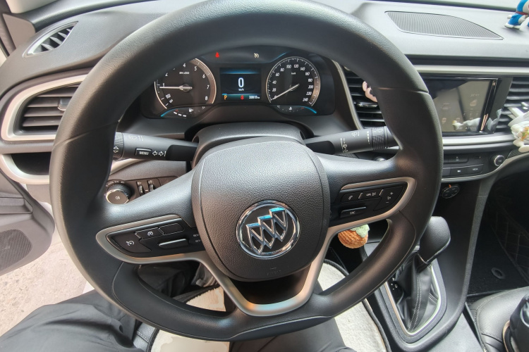 别克 英朗 2021款 改款 典范 1.5L 自动精英型中控内饰13