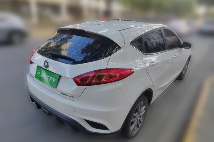 长安 逸动 2016款 XT 1.6L 手动俊酷型车身外观6005