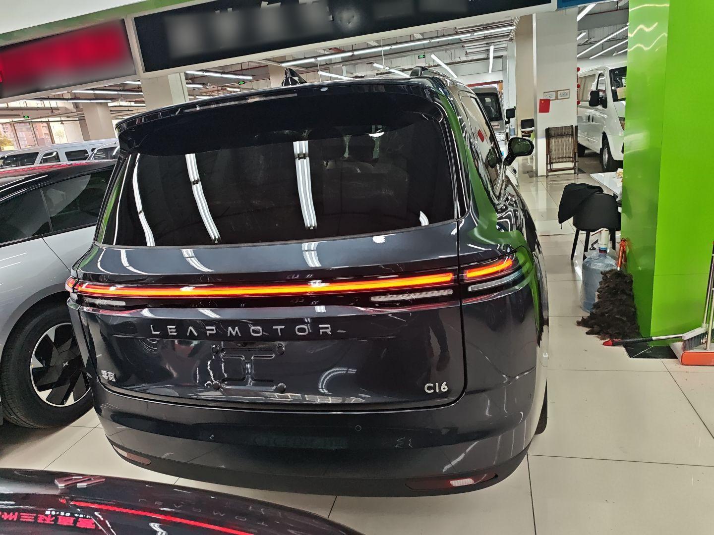 零跑汽车 零跑C16 2024款 增程 200尊享版