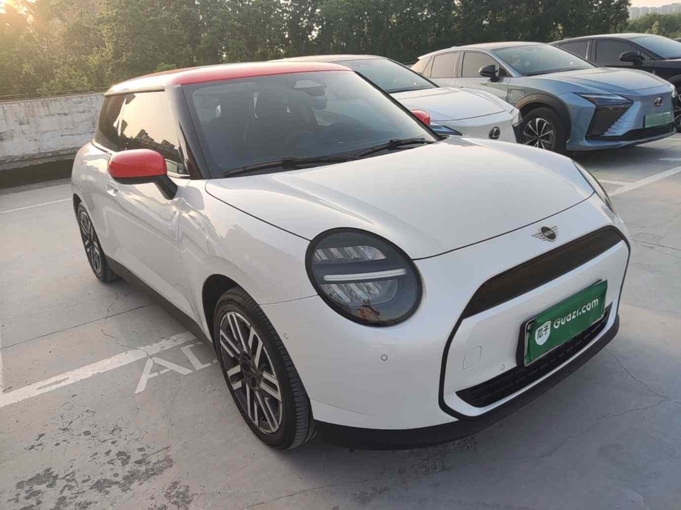 电动MINI COOPER 2024款 456km COOPER E 经典派(5)