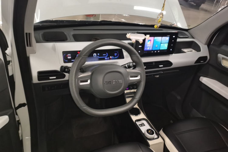 吉利银河 2024款 熊猫mini 200km 龙腾PRO版中控内饰12