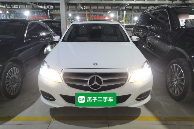 奔驰E级 2014款 E 260 L 运动型车身外观2
