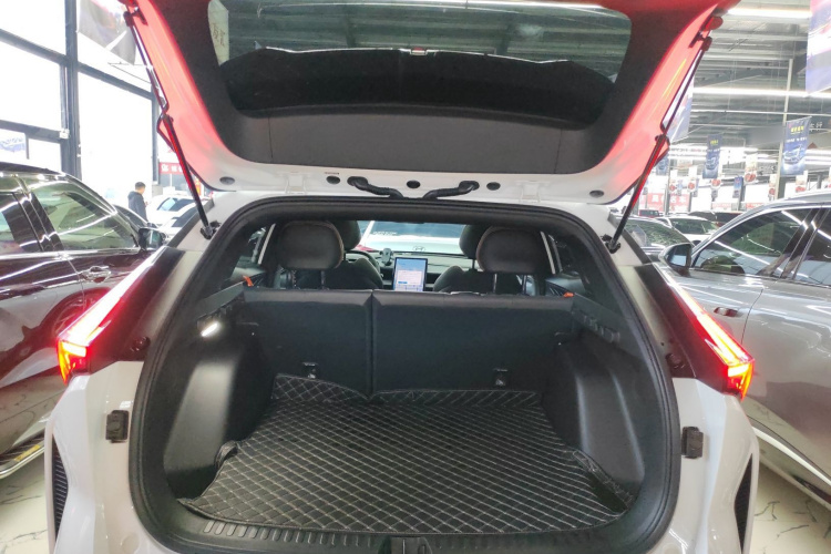 吉利汽车 2023款 博越COOL 1.5TD 智联+机舱底盘23