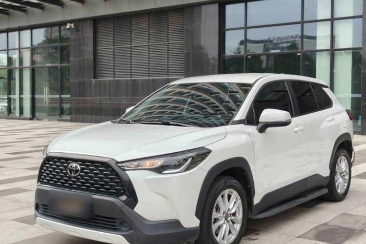 丰田 卡罗拉锐放 2022款 2.0L 先锋版车身外观6007