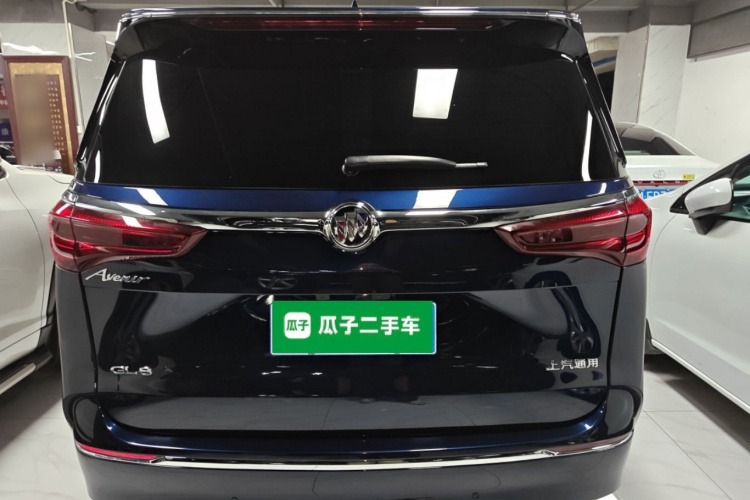 别克GL8 2022款 Avenir艾维亚 四座尊礼版车身外观6004