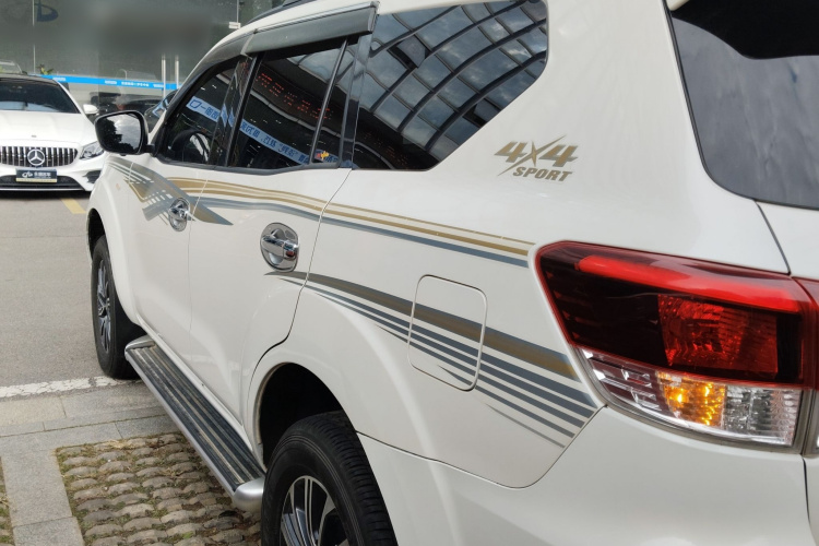 日产 途达 2020款 2.5L XL Upper 4WD 自动四驱豪华版车身外观6003