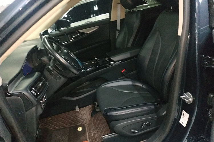 林肯 航海家 2022款 2.7T 四驱尊雅版中控内饰19