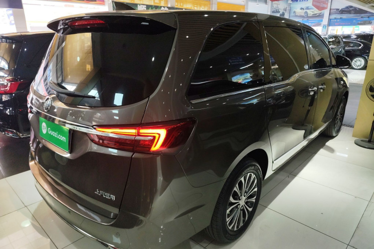 别克GL8 2022款 陆上公务舱 652T 豪华型车身外观6005