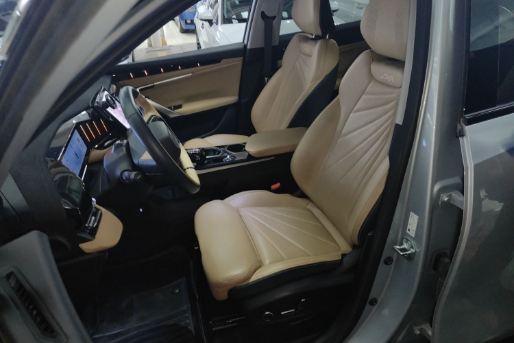 吉利汽车 博越L 2023款 2.0TD DCT旗舰型局部细节19