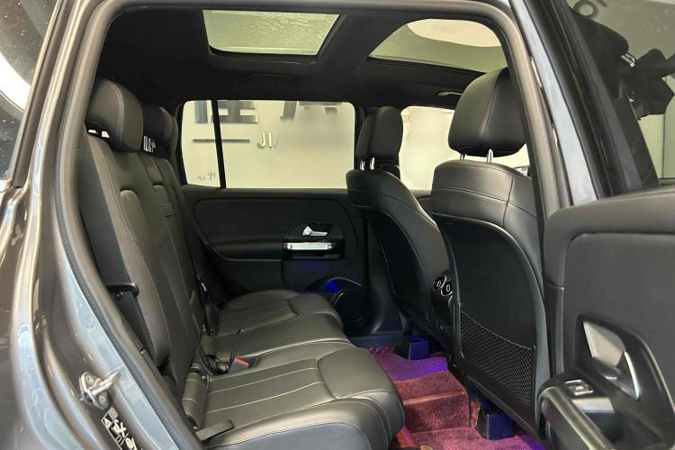 奔驰GLB 2021款 GLB 200 时尚型中控内饰7005