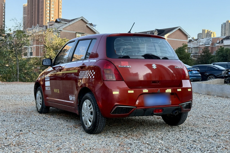 铃木 雨燕 2013款 1.3L 手动超值版车身外观6005