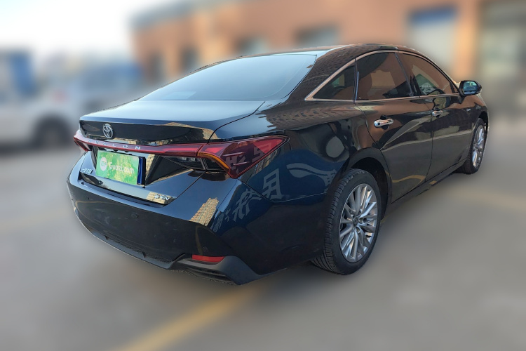 丰田 亚洲龙 2024款 双擎 2.0L 豪华版车身外观7